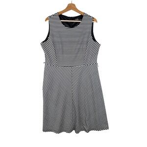 Phase 7 Striped Sleeveless Dress size‎ 14 Black/White